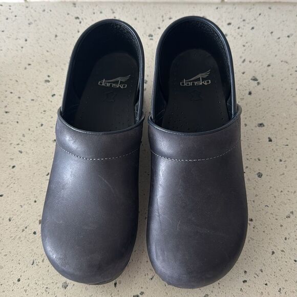 Dansko Women’s Blueberry Leather Clogs Comfortable Professional Shoes Size EU 40 - Picture 2 of 13